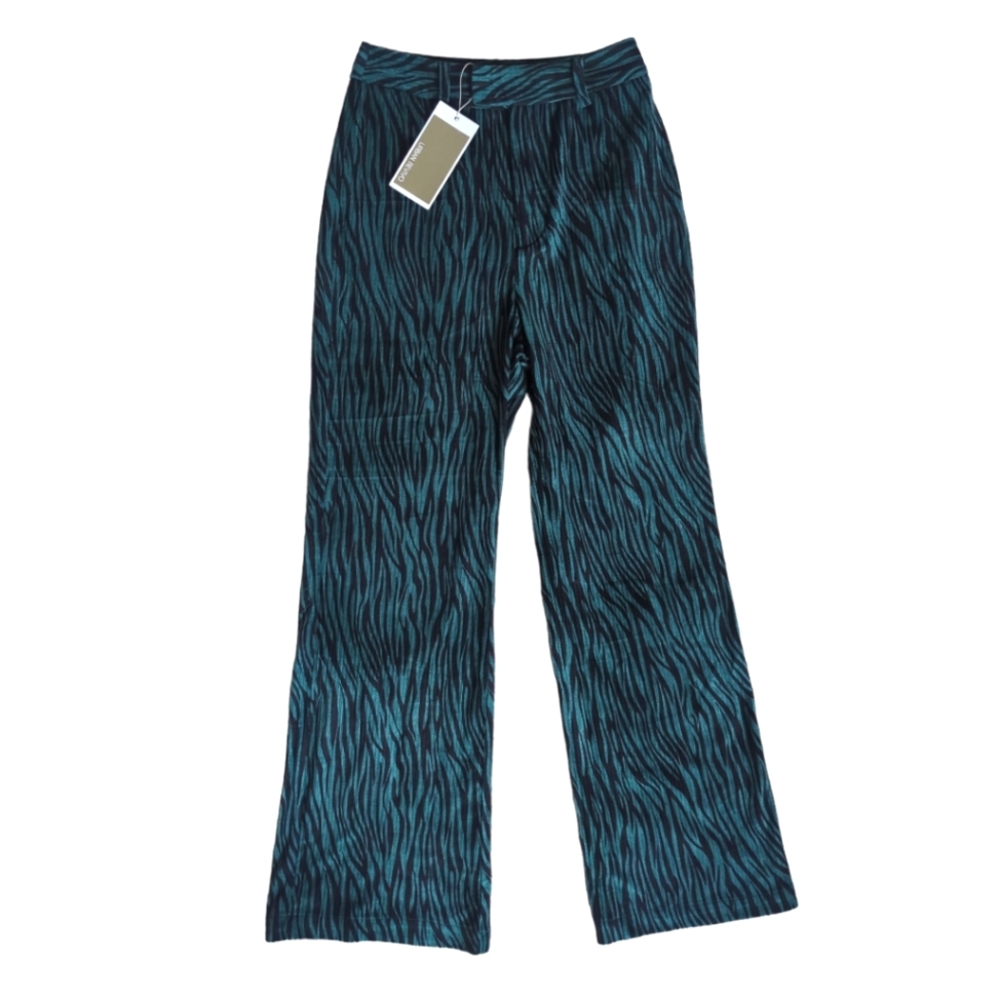Urban Revivo Zebra Striped Wide Leg Pants XS  US 2